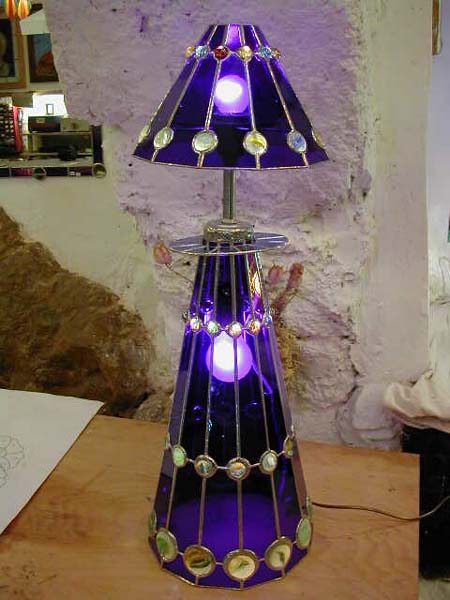LAMPES SUR PIEDS 887 